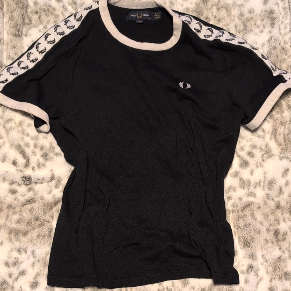 Fred Perry T-shirt